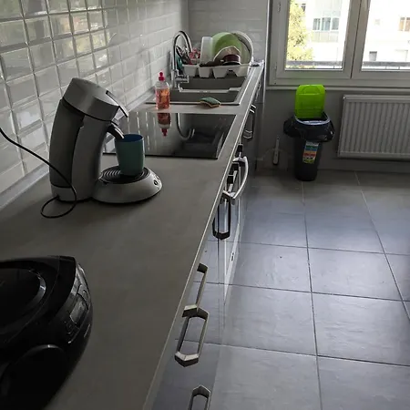Double Confortable, Au Calme Et Proche Du Centre-ville De ליון